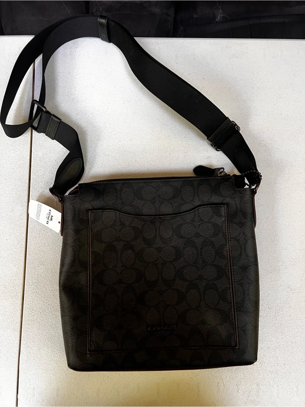 Coach Men’s Black Signature Crossbody Messenger Bag